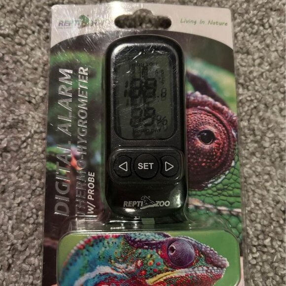 DIGITAL ALARM THERMO-HYGROMETER - Picture 1 of 2